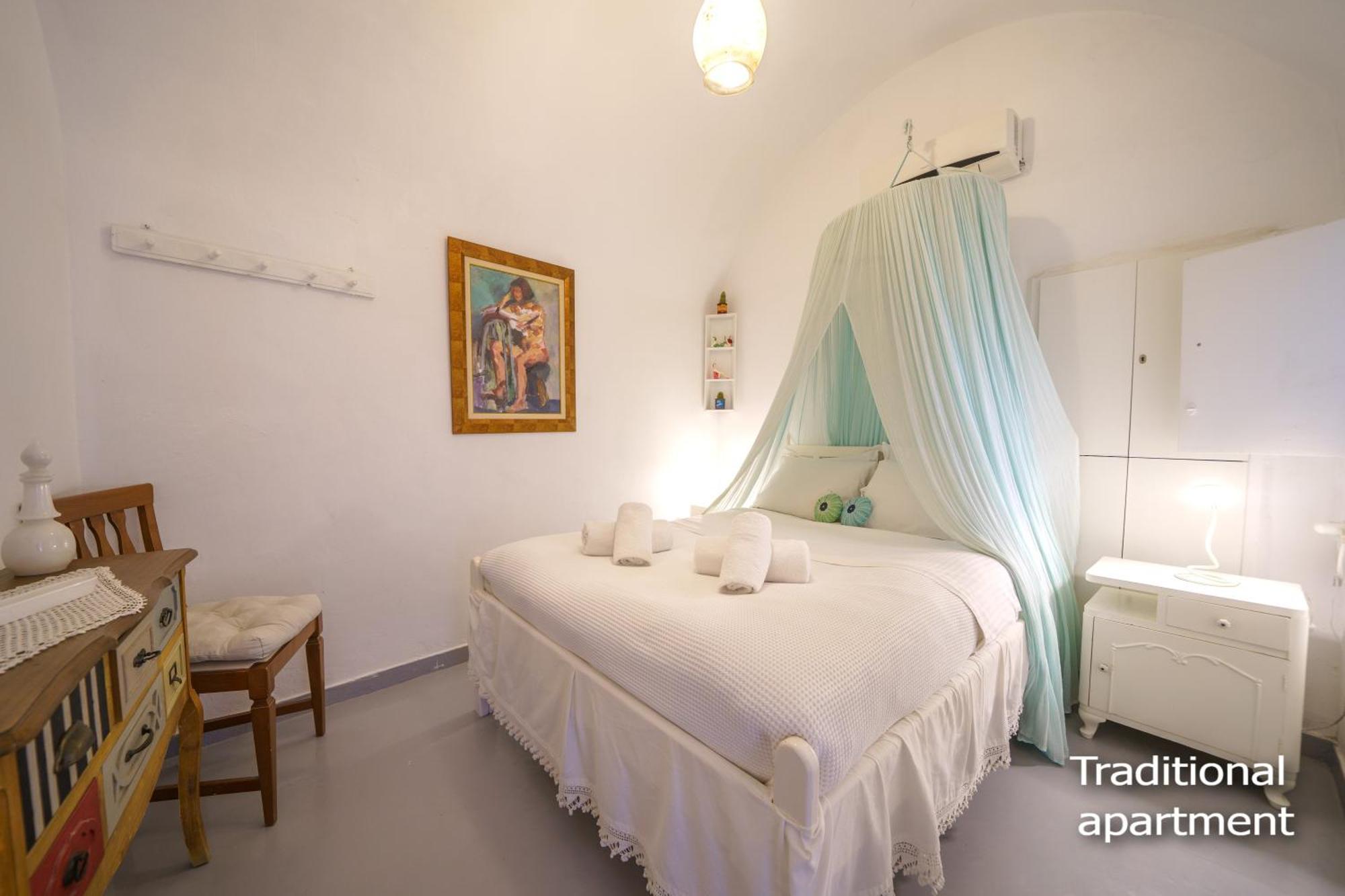 Santorini Paradise Cave Houses Oia  Exterior photo