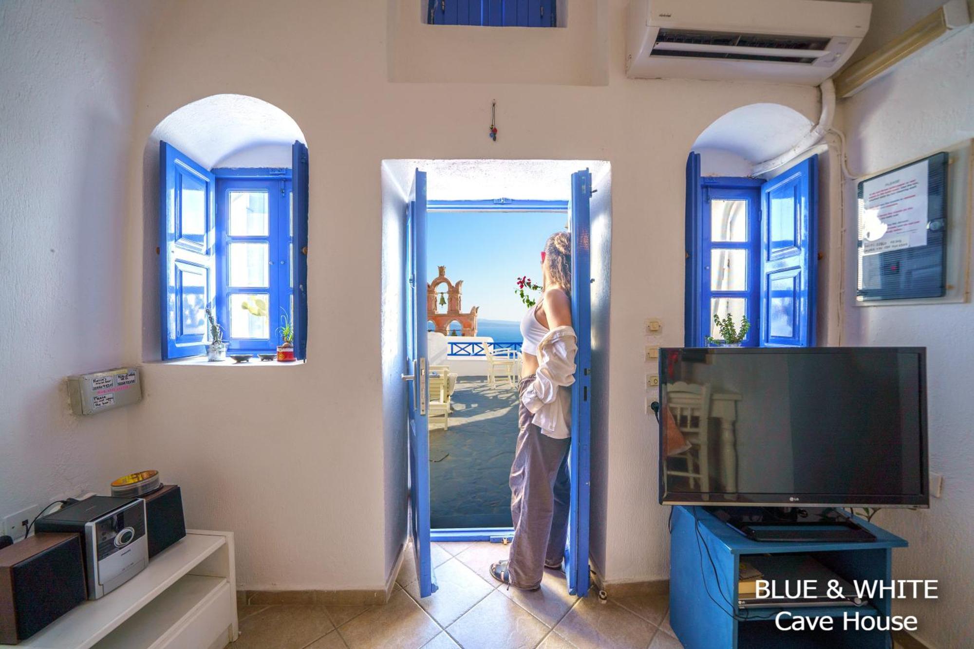 Santorini Paradise Cave Houses Oia  Exterior photo